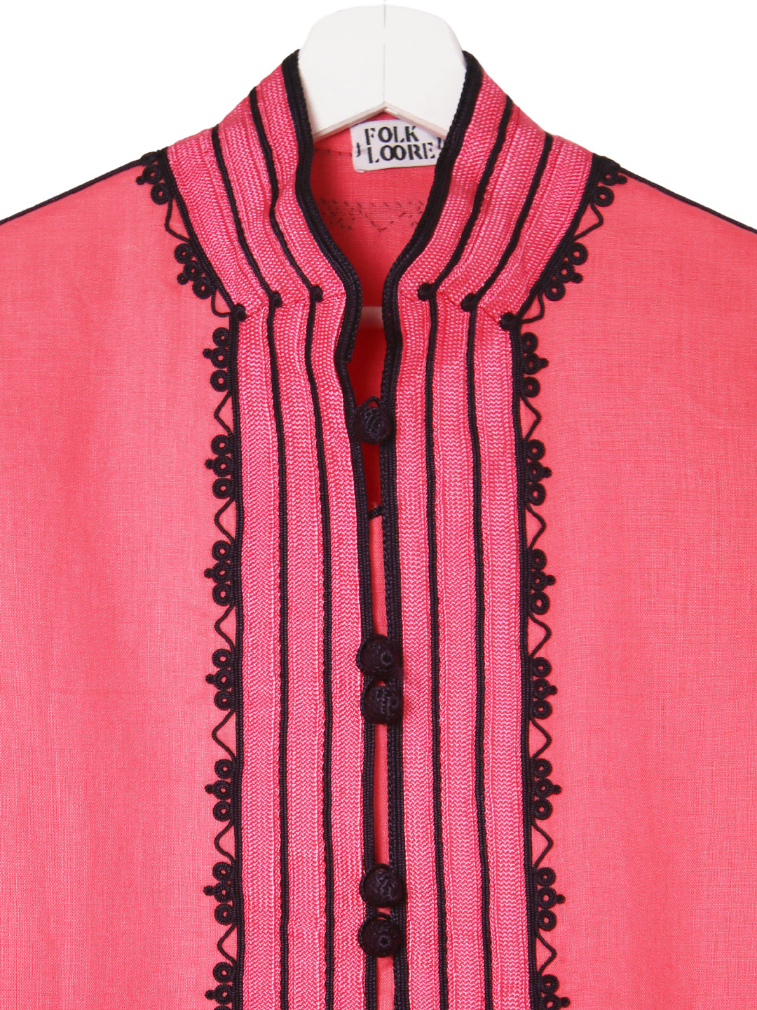 Embroidered in silk threads, Ethical fashion, craftsmanship, sustainable fashion, traditional fashion, ethnic fashion, moda etica, moda sostenibile, tecniche artigianali, moda tradizionale, moda etnica, fatto a mano, handmade, bohemian jacket, boho jacket, midseason jacket, giacca di mezza stagione, ricamo a mano, hand embroidery, silk embroidery, ricamo seta, moroccan jacket, giacca marocchina, collo coreana, giacca di velluto, velvet jacket, giacca di cashmere, cashmere jacket
