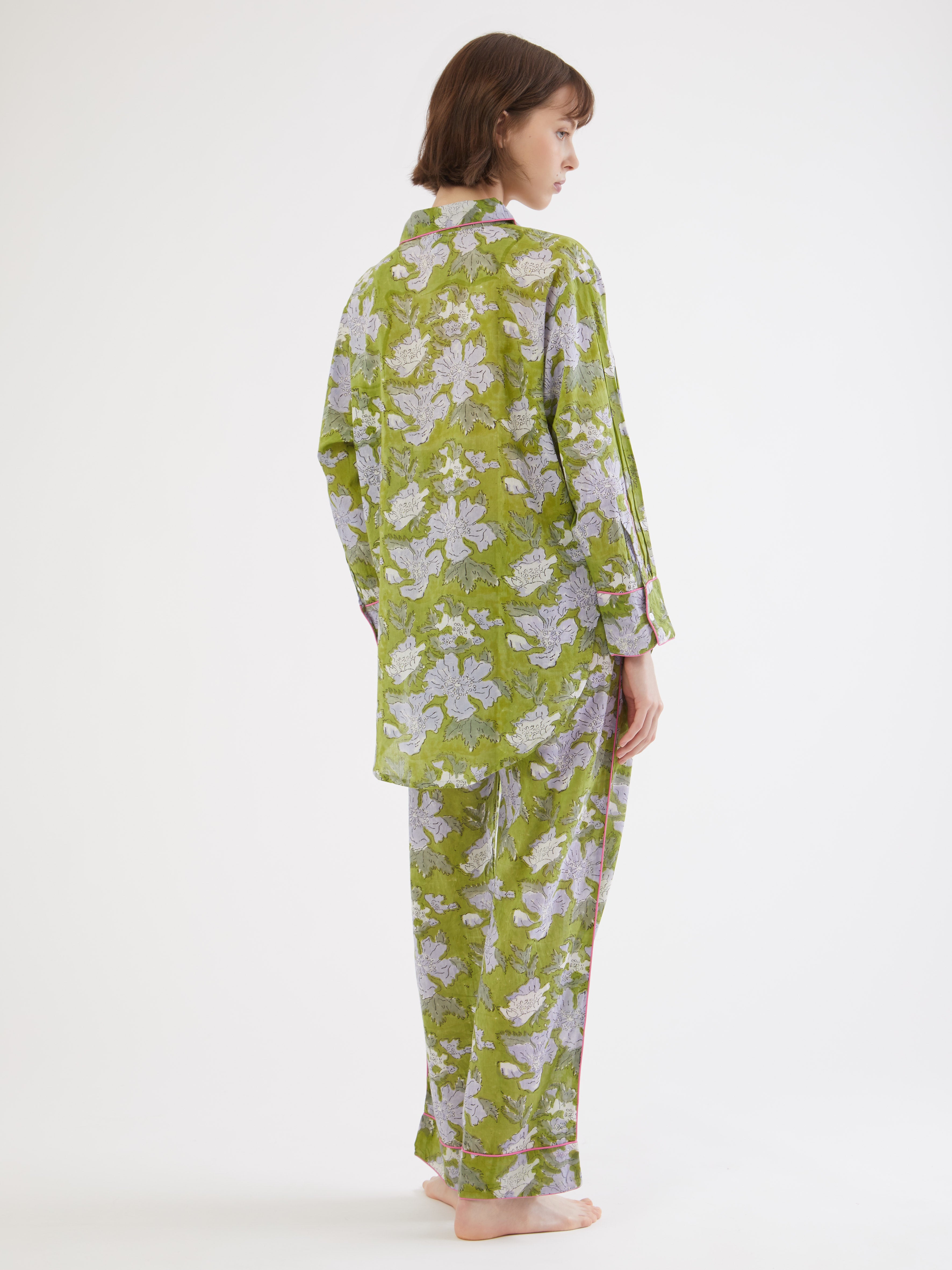 ETHICAL FASHION, CRAFTSMANSHIP, SUSTAINABLE FASHION, TRADITIONAL FASHION, ETHNIC FASHION, BOHEMIAN FASHION, MODA ETICA, MODA SOSTENIBILE, TECNICHE ARTIGIANALI, MODA TRADIZIONALE, MODA ETNICA, BOHEMIAN DRESS, MADE IN INDIA, HANDMADE IN INDIA, BLOCK PRINT, FLOWER PAJAMAS, PIGIAMA A FIORI, PIGIAMA DI COTONE, COTTON PAJAMA, SILK PAJAMA, PIGIAMA DI SETA, VESTAGLIA, NIGHTWEAR, SLEEPWEAR, FASHION PAJAMA, ETNIC PRINTS, STAMPE INDIANE, STAMPE ETNICHE