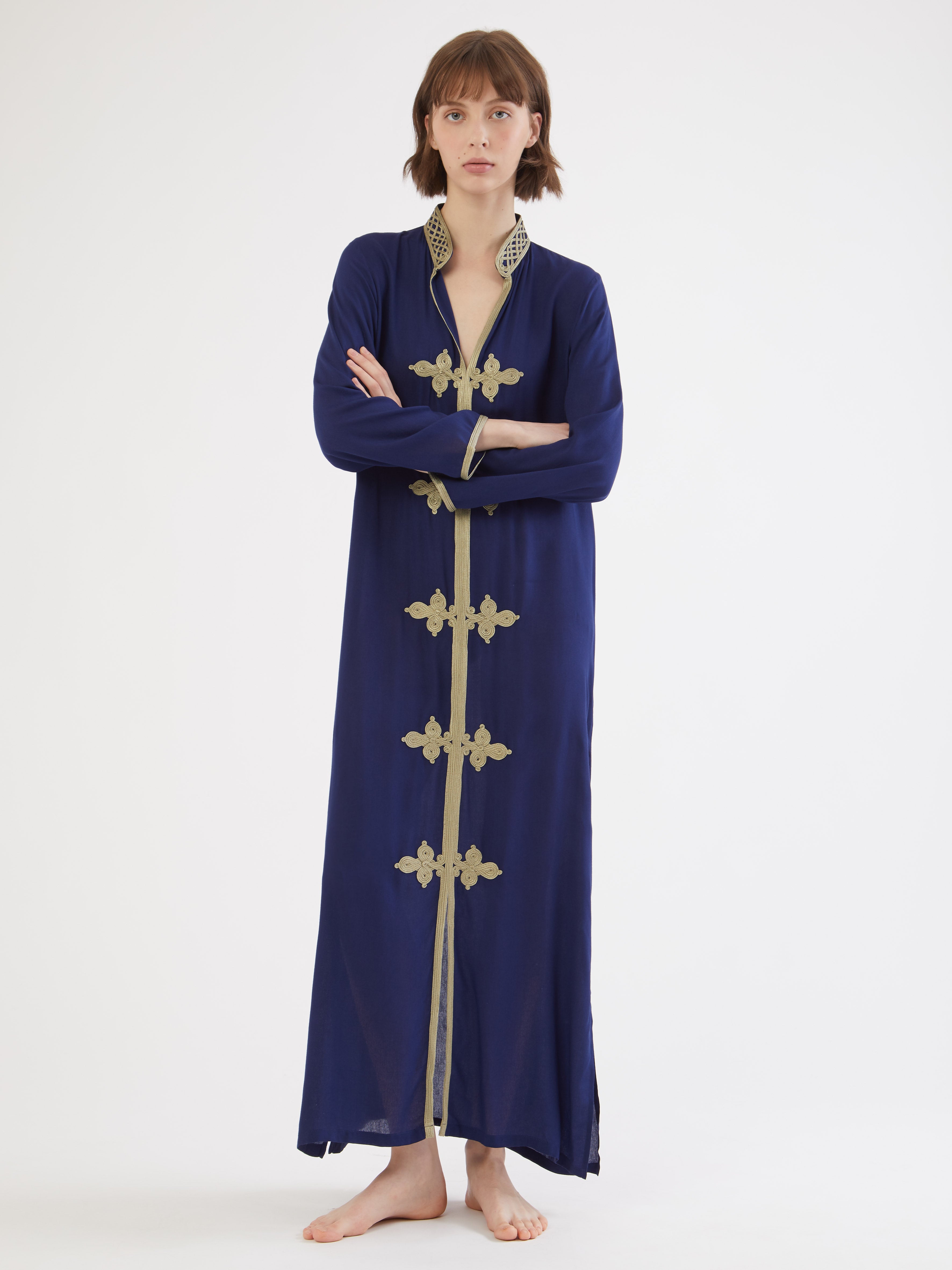 Ethical fashion, craftsmanship, sustainable fashion, traditional fashion, ethnic fashion, moda etica, moda sostenibile, tecniche artigianali, moda tradizionale, moda etnica, fatto a mano, handmade, kaftano, kaftan, beachwear, moda di spiaggia, summer wear, bohemian style, boho styile, stile bohemio, stile boho, resort wear, morocco, moda marochina, moroccan fashion, moroccan style, hand embroidery, ricamato a mano, ricamo, ricamo marocchino, moroccan embroidery, colorful kaftan, cotton kaftan, beach style. 