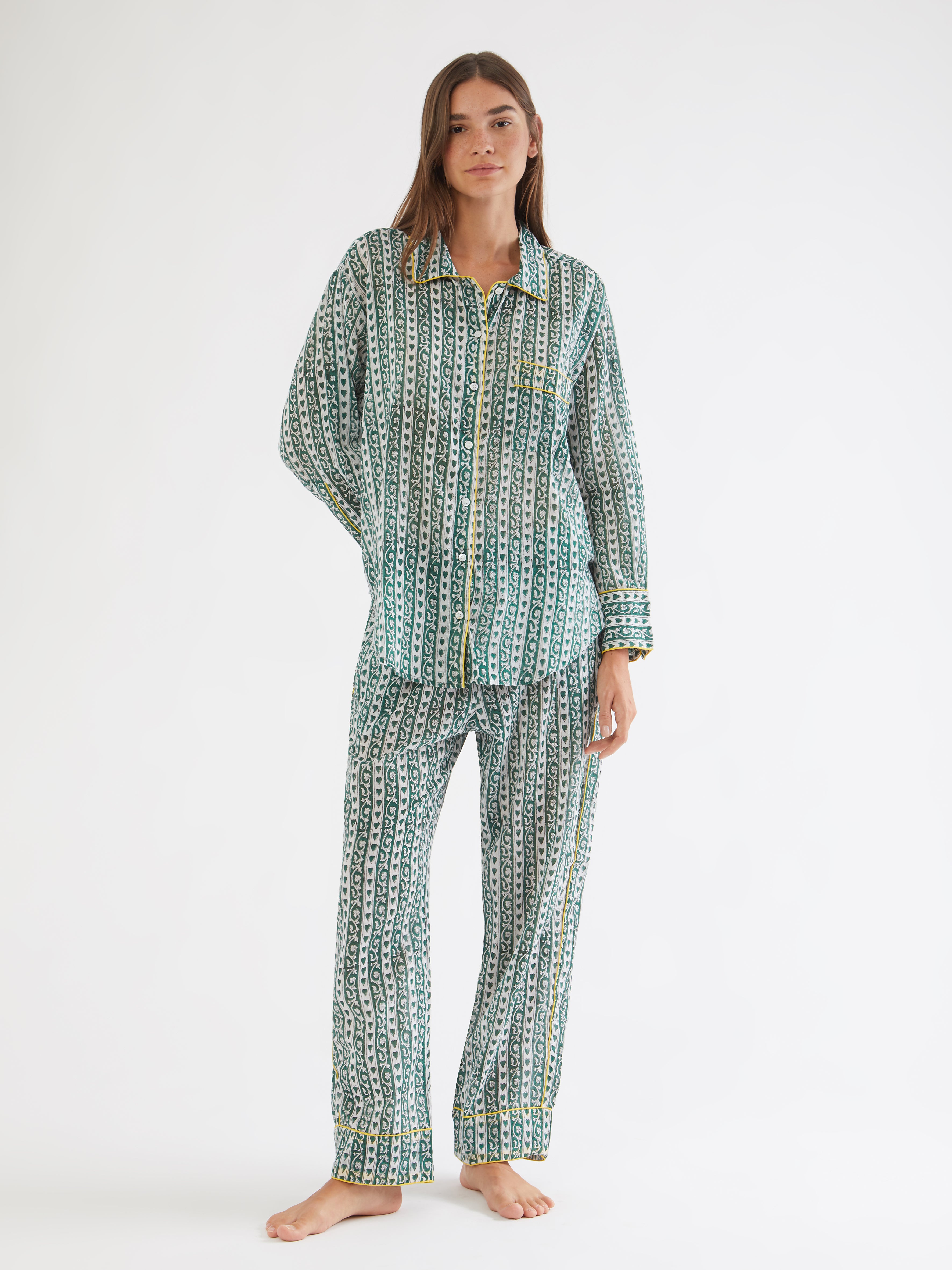 ETHICAL FASHION, CRAFTSMANSHIP, SUSTAINABLE FASHION, TRADITIONAL FASHION, ETHNIC FASHION, BOHEMIAN FASHION, MODA ETICA, MODA SOSTENIBILE, TECNICHE ARTIGIANALI, MODA TRADIZIONALE, MODA ETNICA, BOHEMIAN DRESS, MADE IN INDIA, HANDMADE IN INDIA, BLOCK PRINT, FLOWER PAJAMAS, PIGIAMA A FIORI, PIGIAMA DI COTONE, COTTON PAJAMA, SILK PAJAMA, PIGIAMA DI SETA, VESTAGLIA, NIGHTWEAR, SLEEPWEAR, FASHION PAJAMA, ETNIC PRINTS, STAMPE INDIANE, STAMPE ETNICHE