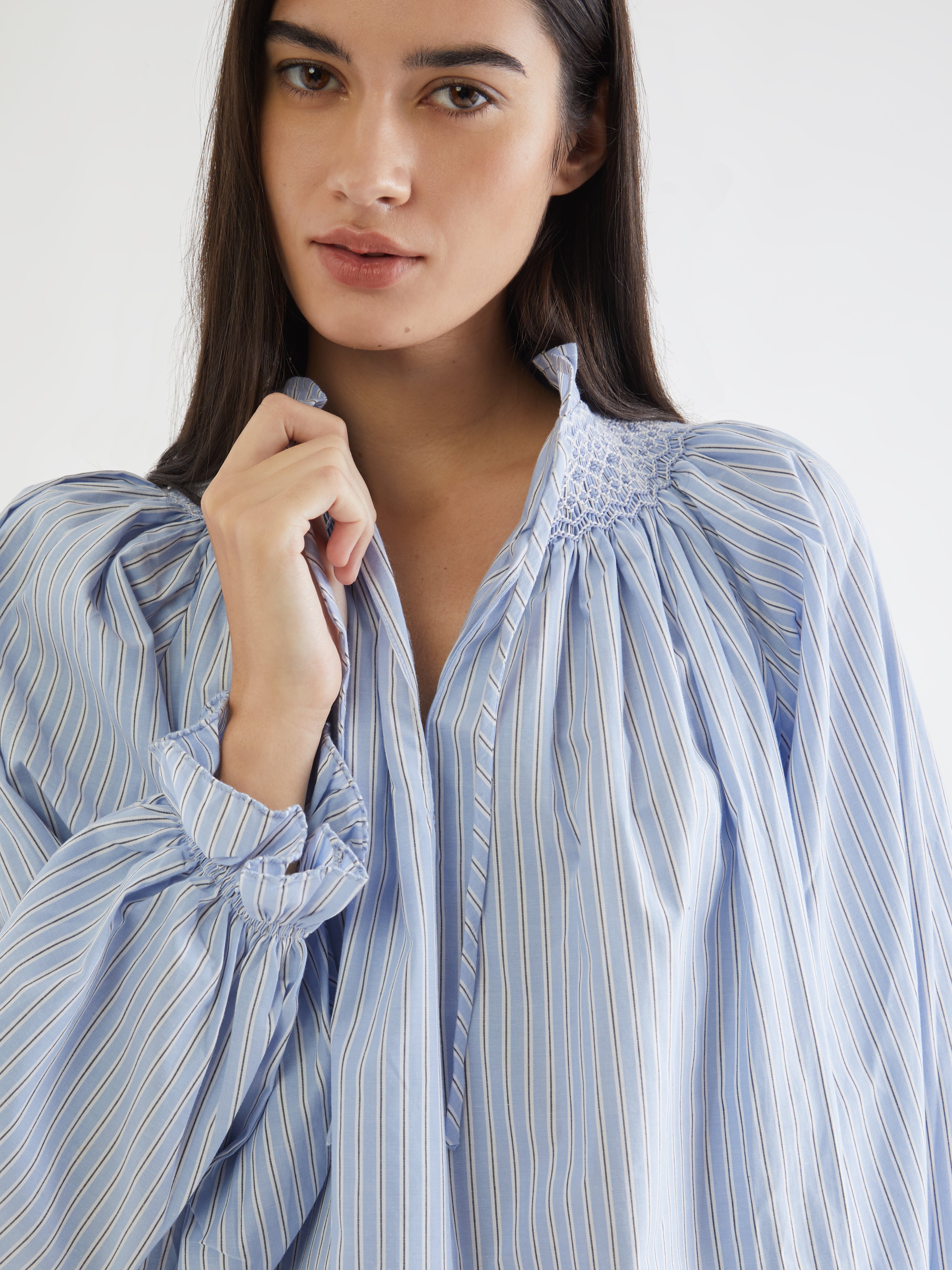 ETHICAL FASHION, CRAFTSMANSHIP, SUSTAINABLE FASHION, TRADITIONAL FASHION, ETHNIC FASHION, BOHEMIAN FASHION, MODA ETICA, MODA SOSTENIBILE, TECNICHE ARTIGIANALI, MODA TRADIZIONALE, MODA ETNICA, MADE IN MADAGASCAR, HANDMADE IN MADAGASCAR, COTTON NIGHTDRESS, COTTON NIGHTGOWN, CAMICIA DA NOTTE IN COTONE, PIGIAMA DI COTONE, COTTON PAJAMA, NIGHTWEAR, SLEEPWEAR, FASHION PAJAMA, PUNTO SMOCK, SMOKED, SMOCKED, HAND EMBROIDERED, RICAMATO A MANO, MUM AND DAUGHTER, MINE ME COLLECTION, MATCHIN WITH MUM, 