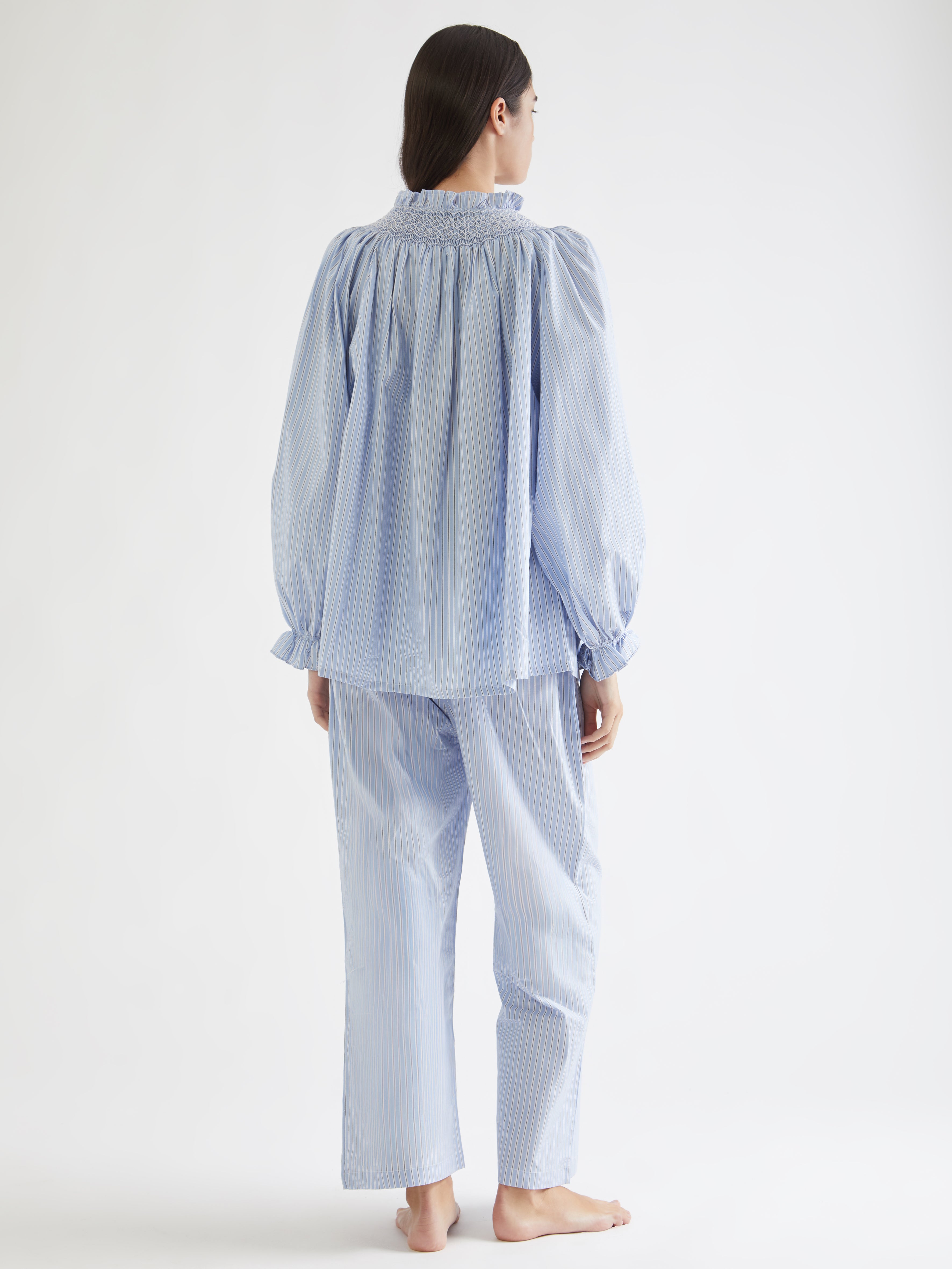 ETHICAL FASHION, CRAFTSMANSHIP, SUSTAINABLE FASHION, TRADITIONAL FASHION, ETHNIC FASHION, BOHEMIAN FASHION, MODA ETICA, MODA SOSTENIBILE, TECNICHE ARTIGIANALI, MODA TRADIZIONALE, MODA ETNICA, MADE IN MADAGASCAR, HANDMADE IN MADAGASCAR, COTTON NIGHTDRESS, COTTON NIGHTGOWN, CAMICIA DA NOTTE IN COTONE, PIGIAMA DI COTONE, COTTON PAJAMA, NIGHTWEAR, SLEEPWEAR, FASHION PAJAMA, PUNTO SMOCK, SMOKED, SMOCKED, HAND EMBROIDERED, RICAMATO A MANO, MUM AND DAUGHTER, MINE ME COLLECTION, MATCHIN WITH MUM, 