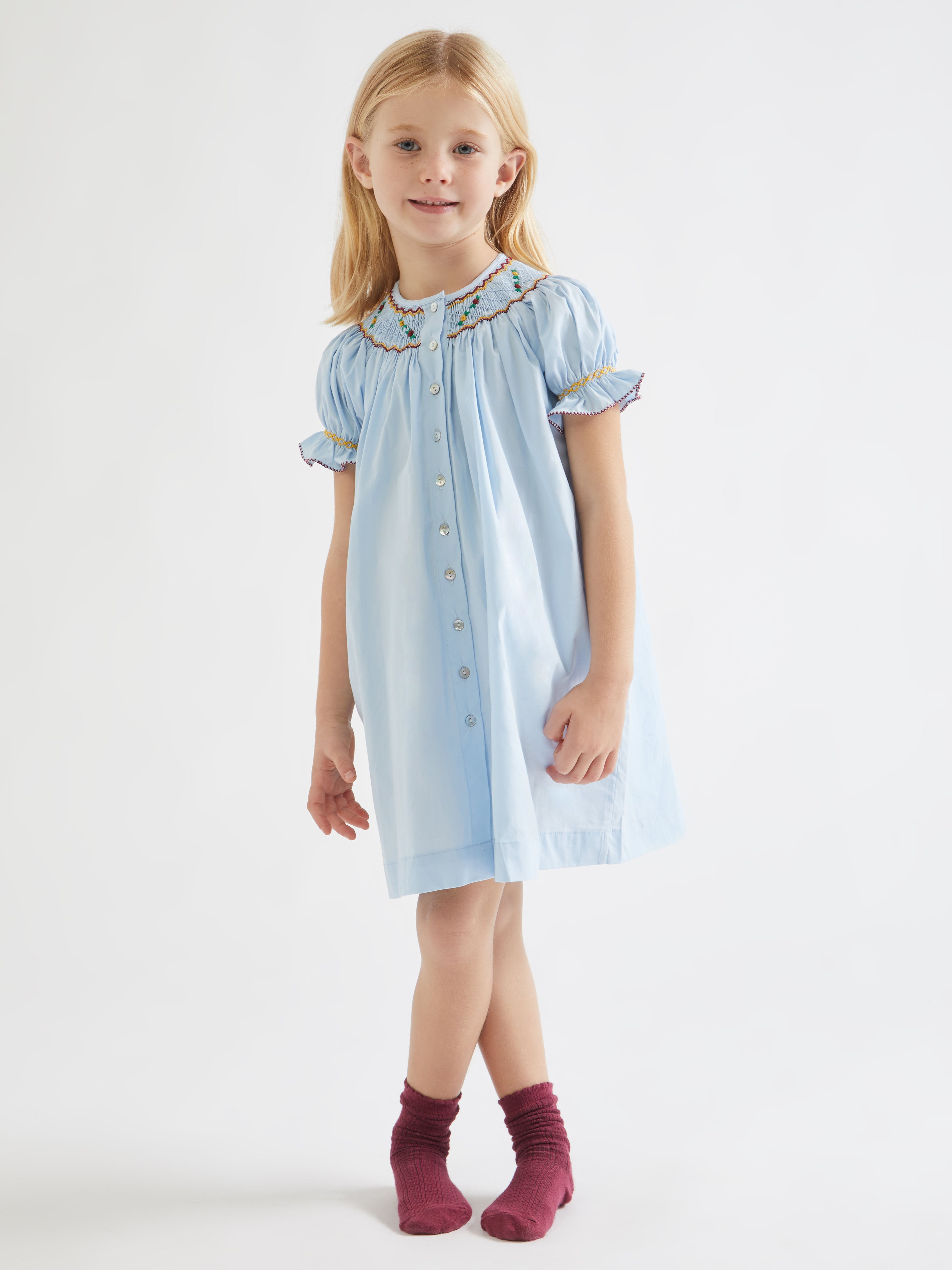 ETHICAL FASHION, CRAFTSMANSHIP, SUSTAINABLE FASHION, TRADITIONAL FASHION, ETHNIC FASHION, BOHEMIAN FASHION, MODA ETICA, MODA SOSTENIBILE, TECNICHE ARTIGIANALI, MODA TRADIZIONALE, MODA ETNICA, MADE IN MADAGASCAR, HANDMADE IN MADAGASCAR, COTTON NIGHTDRESS, COTTON NIGHTGOWN, CAMICIA DA NOTTE IN COTONE, PIGIAMA DI COTONE, COTTON PAJAMA, NIGHTWEAR, SLEEPWEAR, FASHION PAJAMA, PUNTO SMOCK, SMOKED, SMOCKED, HAND EMBROIDERED, RICAMATO A MANO, MUM AND DAUGHTER, MINE ME COLLECTION, MATCHIN WITH MUM, 