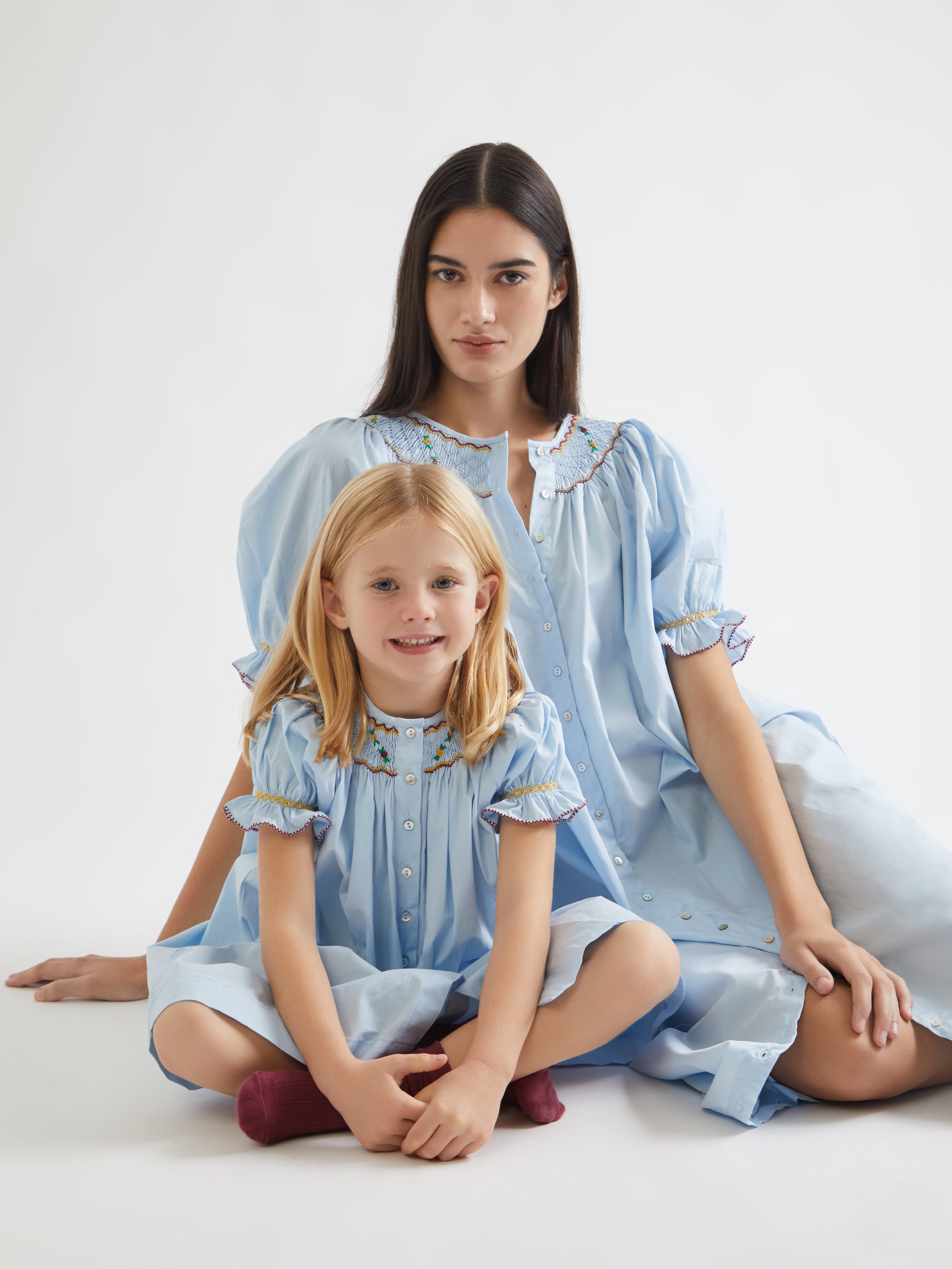 ETHICAL FASHION, CRAFTSMANSHIP, SUSTAINABLE FASHION, TRADITIONAL FASHION, ETHNIC FASHION, BOHEMIAN FASHION, MODA ETICA, MODA SOSTENIBILE, TECNICHE ARTIGIANALI, MODA TRADIZIONALE, MODA ETNICA, MADE IN MADAGASCAR, HANDMADE IN MADAGASCAR, COTTON NIGHTDRESS, COTTON NIGHTGOWN, CAMICIA DA NOTTE IN COTONE, PIGIAMA DI COTONE, COTTON PAJAMA, NIGHTWEAR, SLEEPWEAR, FASHION PAJAMA, PUNTO SMOCK, SMOKED, SMOCKED, HAND EMBROIDERED, RICAMATO A MANO, MUM AND DAUGHTER, MINE ME COLLECTION, MATCHIN WITH MUM, 