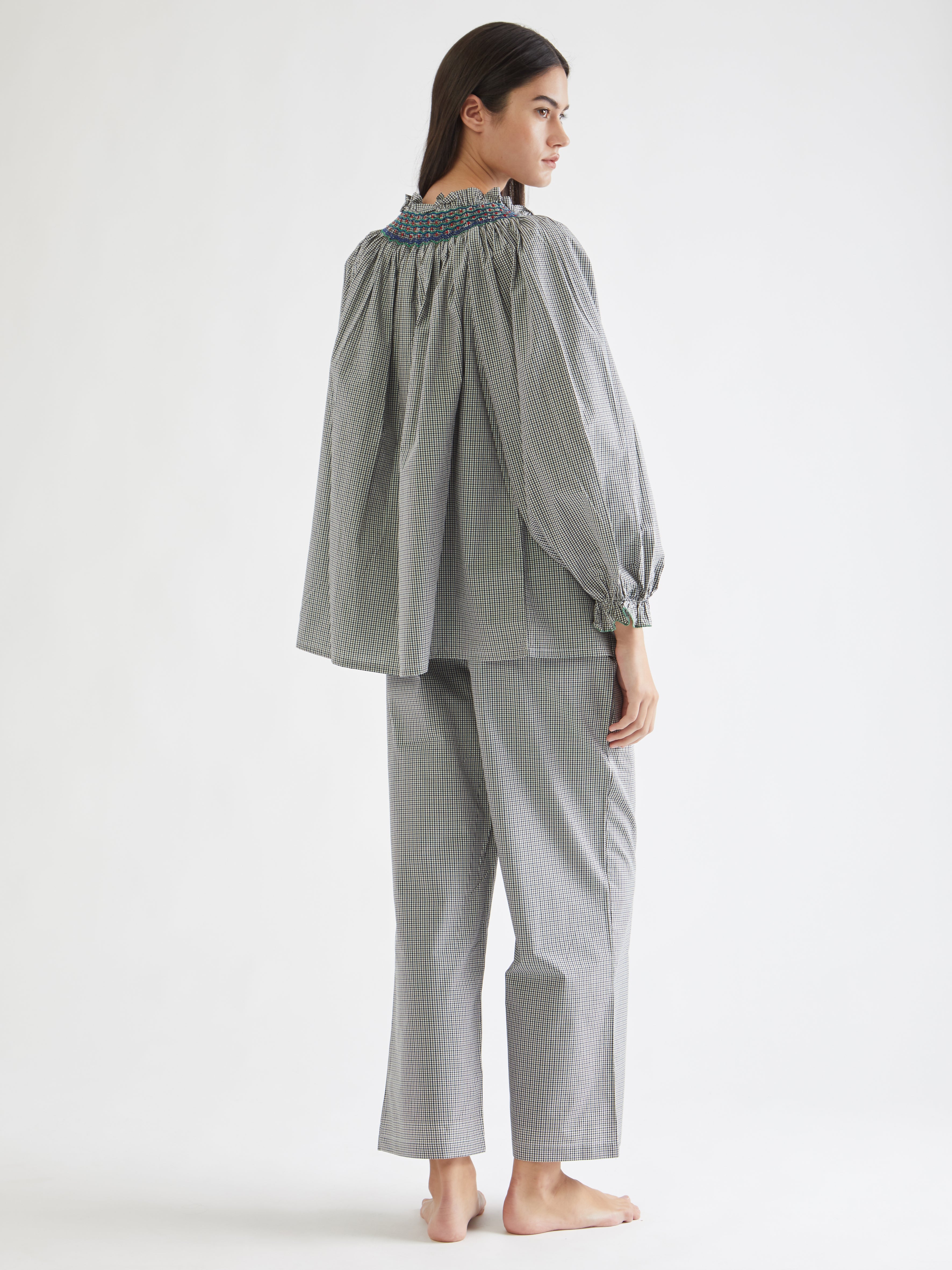 ETHICAL FASHION, CRAFTSMANSHIP, SUSTAINABLE FASHION, TRADITIONAL FASHION, ETHNIC FASHION, BOHEMIAN FASHION, MODA ETICA, MODA SOSTENIBILE, TECNICHE ARTIGIANALI, MODA TRADIZIONALE, MODA ETNICA, BOHEMIAN DRESS, MADE IN MADAGASCAR, HANDMADE IN MADAGASCAR, COTTON NIGHTDRESS, COTTON NIGHTGOWN, CAMICIA DA NOTTE IN COTONE, PIGIAMA DI COTONE, COTTON PAJAMA, NIGHTWEAR, SLEEPWEAR, FASHION PAJAMA, PUNTO SMOCK, SMOKED, SMOCKED, HAND EMBROIDERED, RICAMATO A MANO, KIDSWEAR, MUMMY AND ME, MINI ME