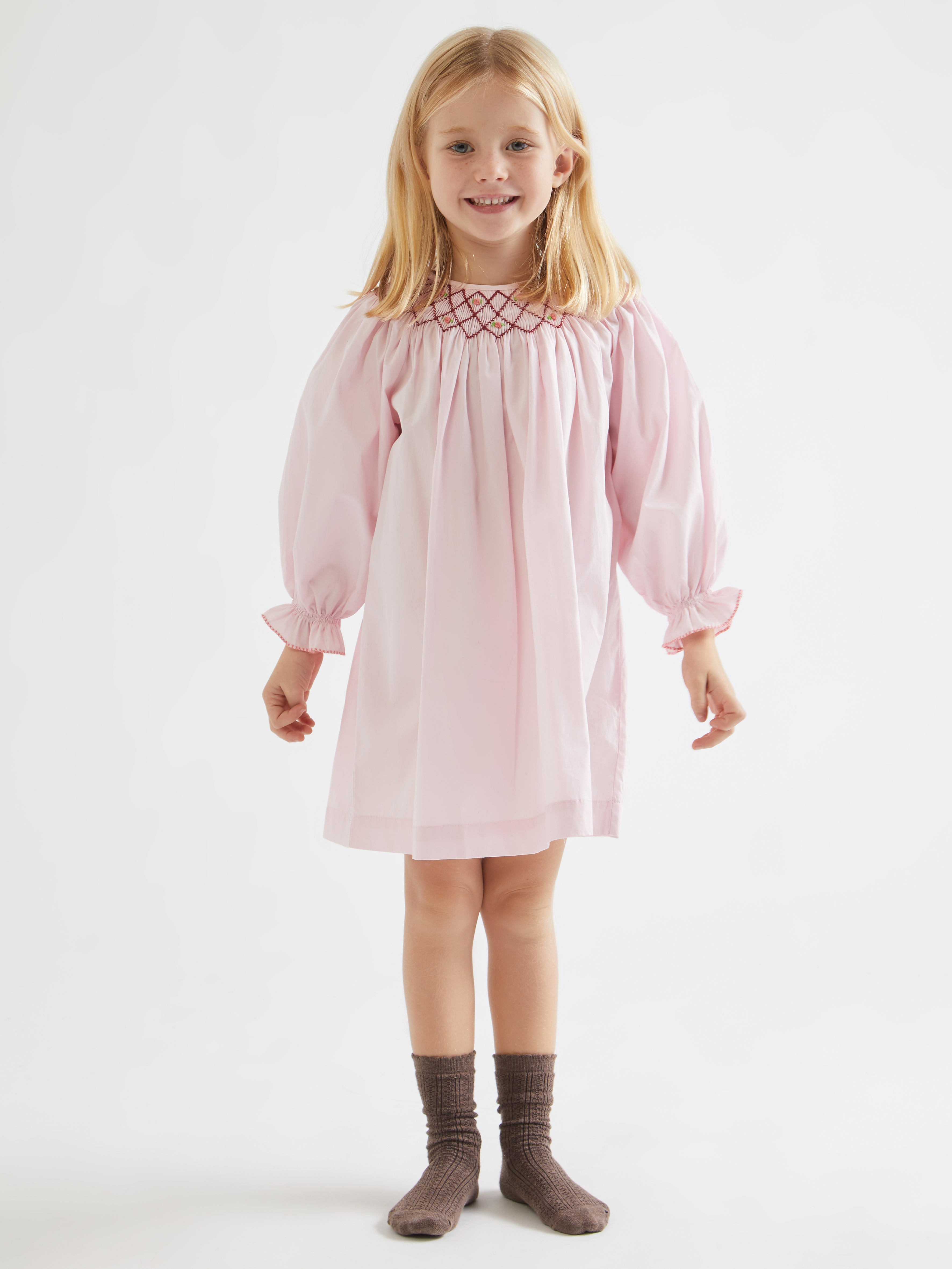 ETHICAL FASHION, CRAFTSMANSHIP, SUSTAINABLE FASHION, TRADITIONAL FASHION, ETHNIC FASHION, BOHEMIAN FASHION, MODA ETICA, MODA SOSTENIBILE, TECNICHE ARTIGIANALI, MODA TRADIZIONALE, MODA ETNICA, BOHEMIAN DRESS, MADE IN MADAGASCAR, HANDMADE IN MADAGASCAR, COTTON NIGHTDRESS, COTTON NIGHTGOWN, CAMICIA DA NOTTE IN COTONE, PIGIAMA DI COTONE, COTTON PAJAMA, NIGHTWEAR, SLEEPWEAR, FASHION PAJAMA, PUNTO SMOCK, SMOKED, SMOCKED, HAND EMBROIDERED, RICAMATO A MANO, KIDSWEAR, MUMMY AND ME, MINI ME