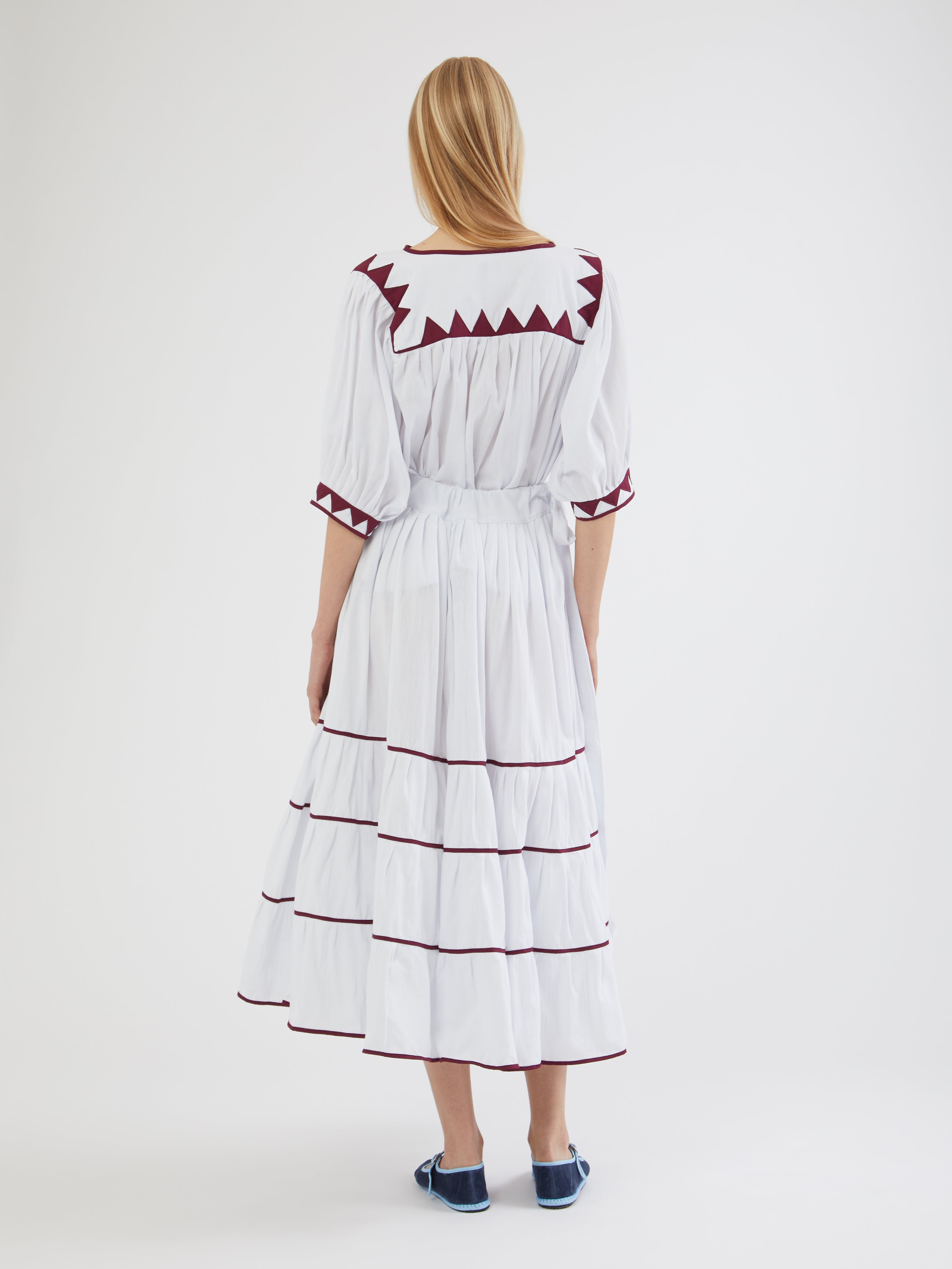 ETHICAL FASHION, CRAFTSMANSHIP, SUSTAINABLE FASHION, TRADITIONAL FASHION, ETHNIC FASHION, BOHEMIAN FASHION, MODA ETICA, MODA SOSTENIBILE, TECNICHE ARTIGIANALI, MODA TRADIZIONALE, MODA ETNICA, BOHEMIAN DRESS, MADE IN MEXICO, HANDMADE IN MEXICO, RARAMURI, RICAMATO A MANO, HAND ENBROIDERED, COLORFUL DRESS, RESORT WEAR, Tarahumara COMMUNITY, Chihuahua, EMPOWERING WOMEN