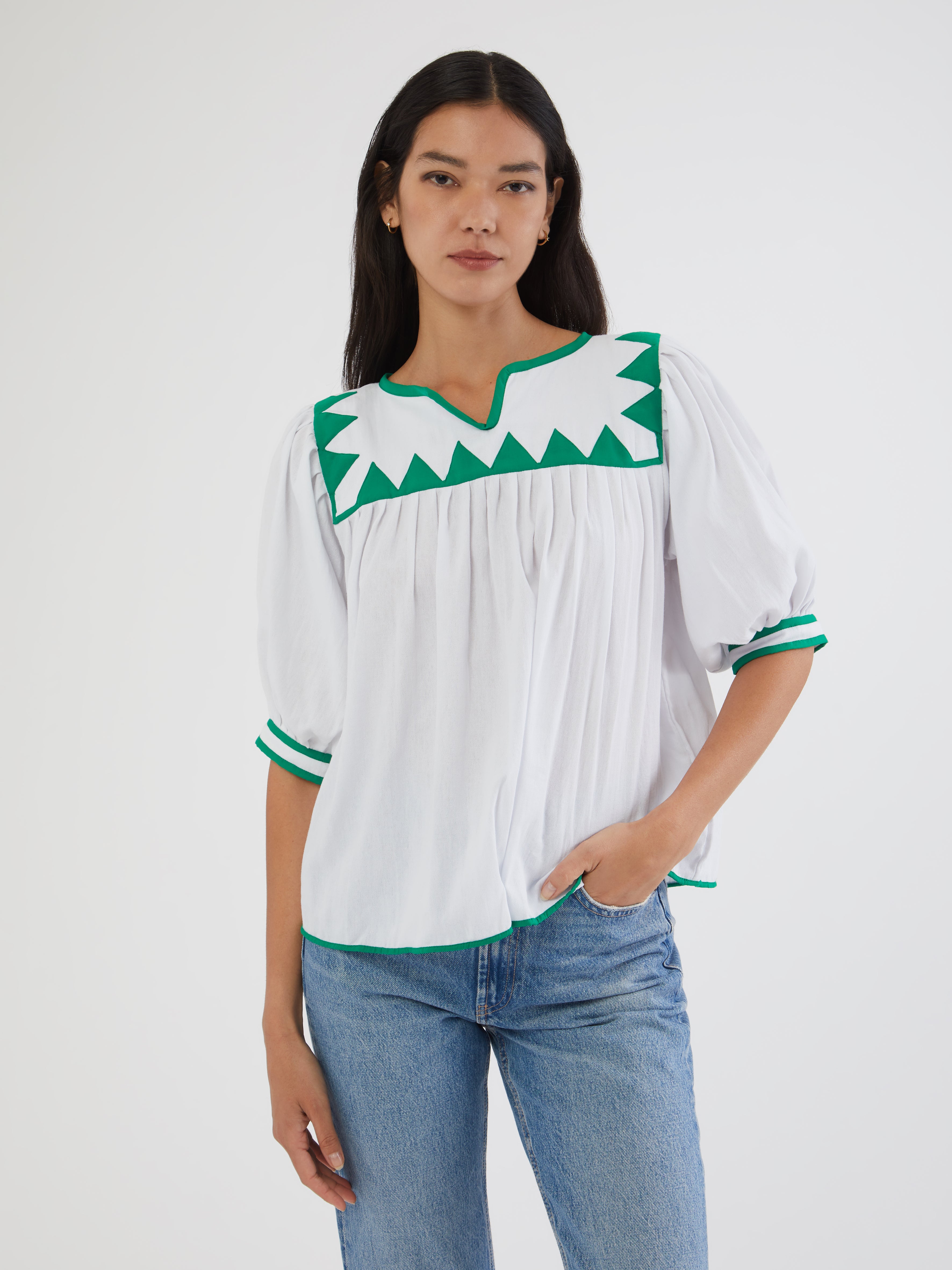 ETHICAL FASHION, CRAFTSMANSHIP, SUSTAINABLE FASHION, TRADITIONAL FASHION, ETHNIC FASHION, BOHEMIAN FASHION, MODA ETICA, MODA SOSTENIBILE, TECNICHE ARTIGIANALI, MODA TRADIZIONALE, MODA ETNICA, BOHEMIAN DRESS, MADE IN MEXICO, HANDMADE IN MEXICO, RARAMURI, RICAMATO A MANO, HAND ENBROIDERED, COLORFUL DRESS, RESORT WEAR, Tarahumara COMMUNITY, Chihuahua, EMPOWERING WOMEN