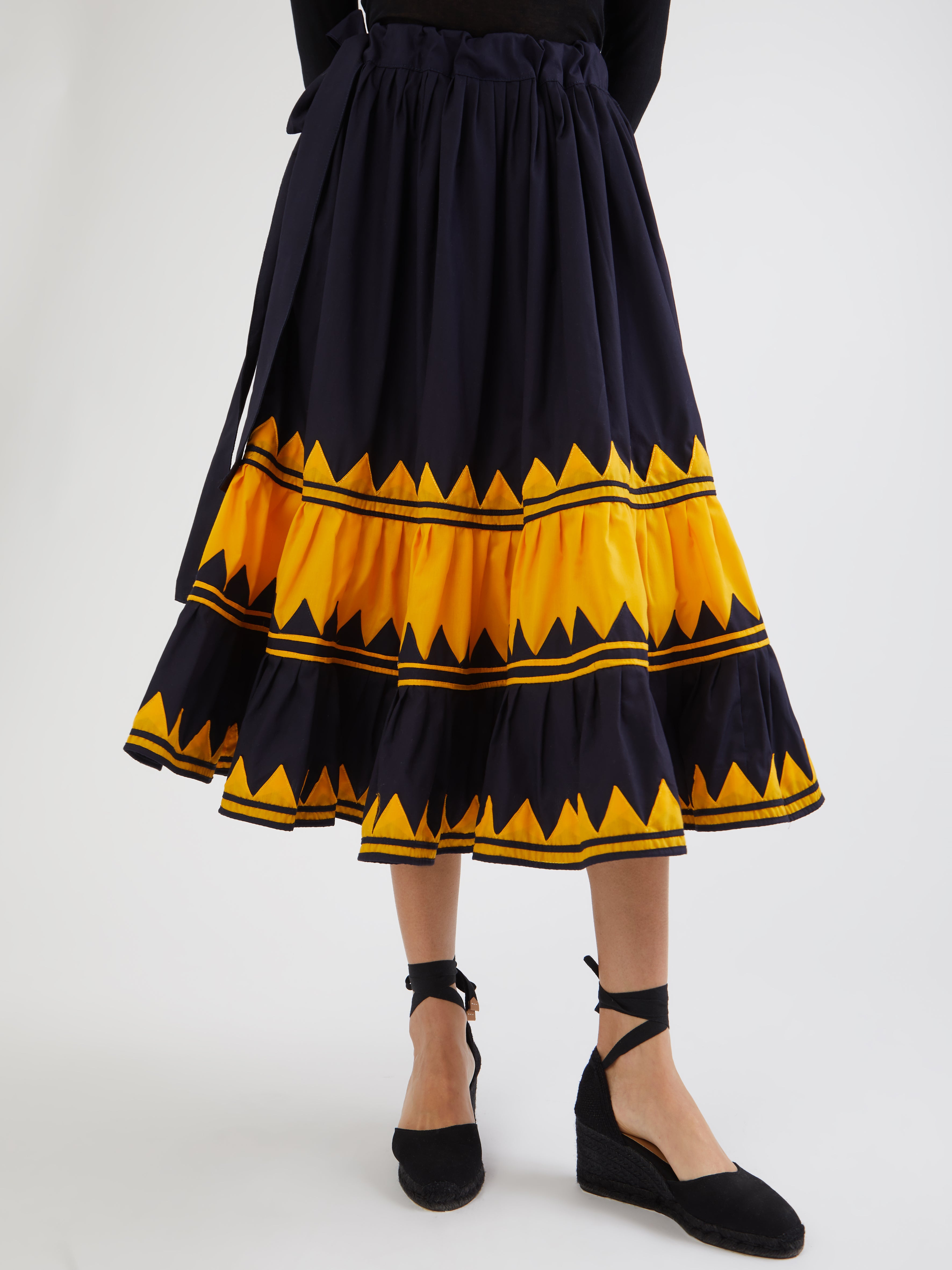 ETHICAL FASHION, CRAFTSMANSHIP, SUSTAINABLE FASHION, TRADITIONAL FASHION, ETHNIC FASHION, BOHEMIAN FASHION, MODA ETICA, MODA SOSTENIBILE, TECNICHE ARTIGIANALI, MODA TRADIZIONALE, MODA ETNICA, BOHEMIAN DRESS, MADE IN MEXICO, HANDMADE IN MEXICO, RARAMURI, RICAMATO A MANO, HAND ENBROIDERED, COLORFUL DRESS, RESORT WEAR, Tarahumara COMMUNITY, Chihuahua, EMPOWERING WOMEN