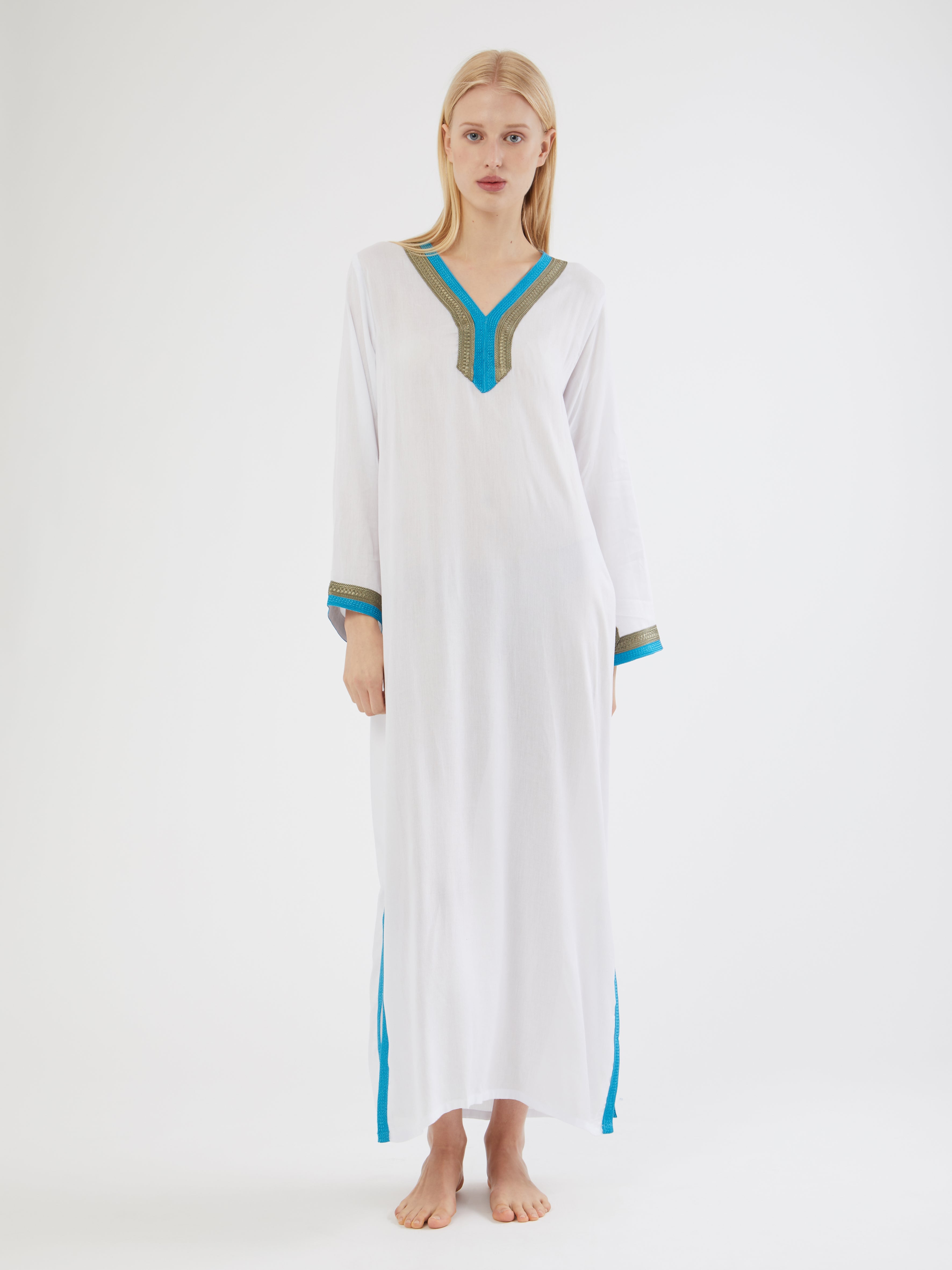 Ethical fashion, craftsmanship, sustainable fashion, traditional fashion, ethnic fashion, moda etica, moda sostenibile, tecniche artigianali, moda tradizionale, moda etnica, fatto a mano, handmade, kaftano, kaftan, beachwear, moda di spiaggia, summer wear, bohemian style, boho styile, stile bohemio, stile boho, resort wear, morocco, moda marochina, moroccan fashion, moroccan style, hand embroidery, ricamato a mano, ricamo, ricamo marocchino, moroccan embroidery, colorful kaftan, cotton kaftan, beach style. 