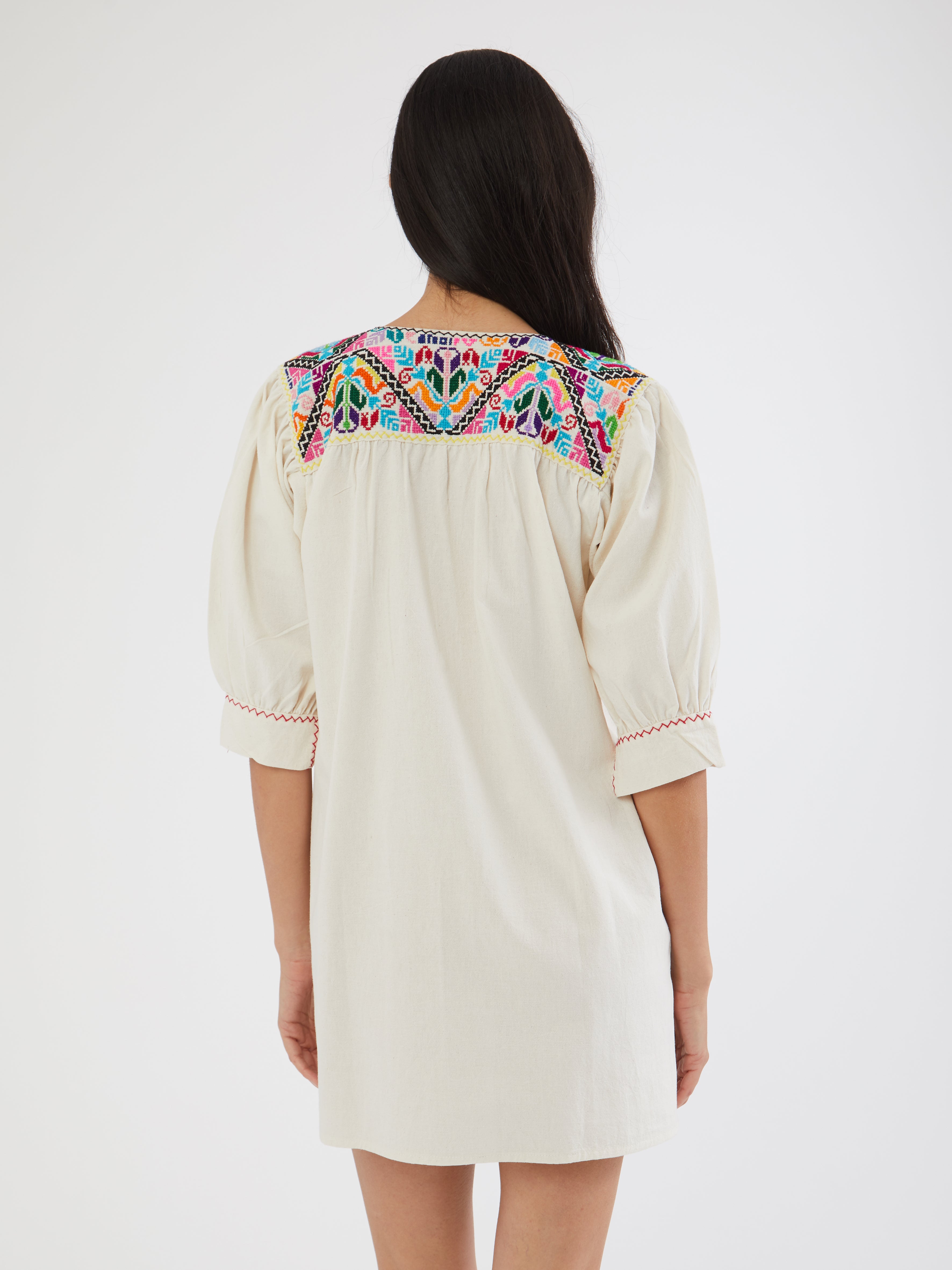 ETHICAL FASHION, CRAFTSMANSHIP, SUSTAINABLE FASHION, TRADITIONAL FASHION, ETHNIC FASHION, BOHEMIAN FASHION, MODA ETICA, MODA SOSTENIBILE, TECNICHE ARTIGIANALI, MODA TRADIZIONALE, MODA ETNICA, BOHEMIAN DRESS, MADE IN MEXICO, HANDMADE IN MEXICO, CHENTENA DRESS, RICAMATO A MANO, EMBROIDERED KAFTAN, HAND ENBROIDERED, COLORFUL DRESS,  BEACHWEAR, RESORT WEAR, ABITI DA SPIAGGIA, MINI ME, DRESS LIKE MUM, MUM & DAUGHTER