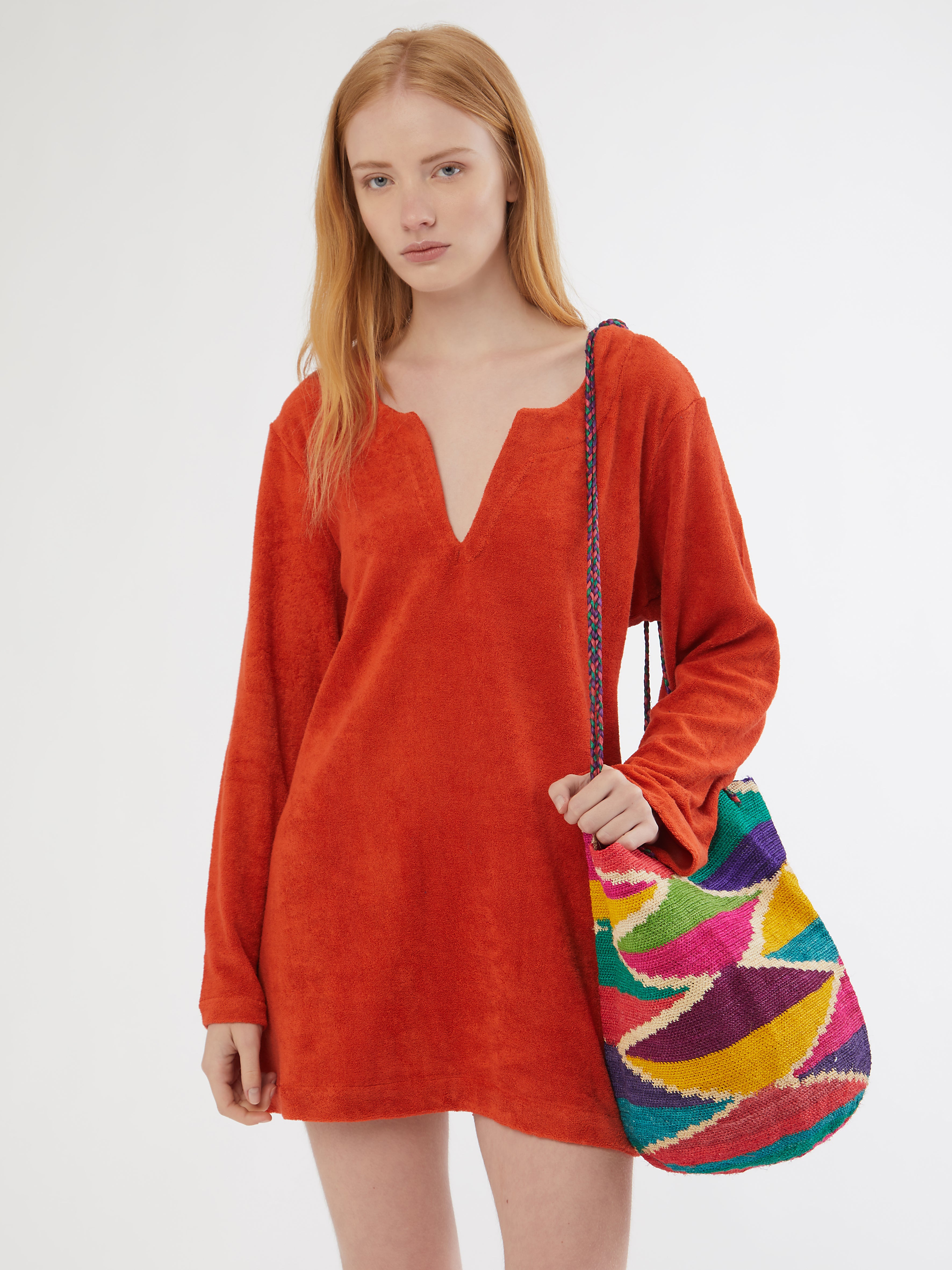 Ethical fashion, craftsmanship, sustainable fashion, traditional fashion, ethnic fashion, moda etica, moda sostenibile, tecniche artigianali, moda tradizionale, moda etnica, fatto a mano, handmade, kaftano, kaftan, beachwear, moda di spiaggia, summer wear, bohemian style, boho styile, stile bohemio, stile boho, resort wear, india, moda indiana, indian fashion, hand dye, tie dye, colorful kaftan, silk kaftan, beach style, hand printed