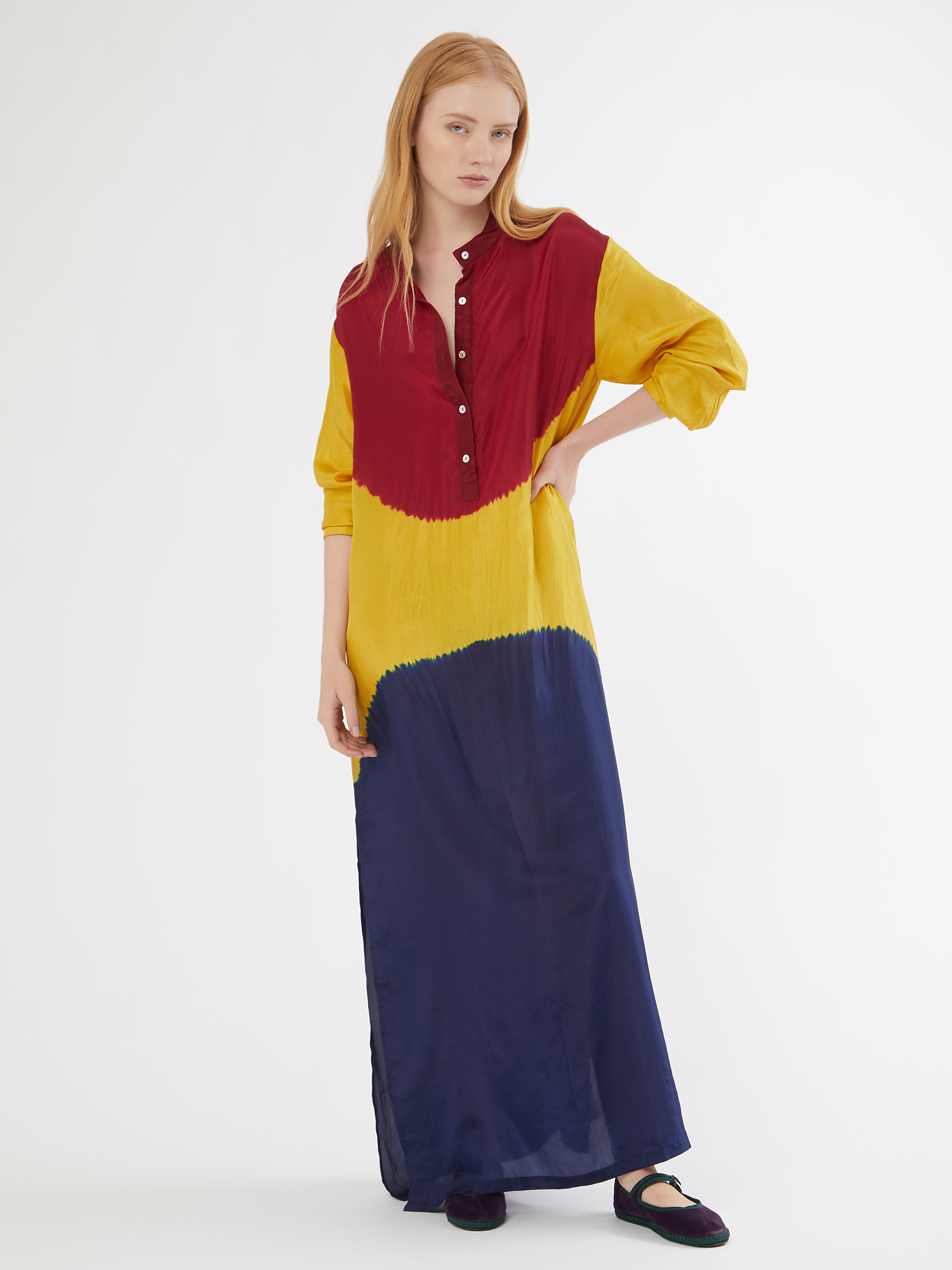 Ethical fashion, craftsmanship, sustainable fashion, traditional fashion, ethnic fashion, moda etica, moda sostenibile, tecniche artigianali, moda tradizionale, moda etnica, fatto a mano, handmade, kaftano, kaftan, beachwear, moda di spiaggia, summer wear, bohemian style, boho styile, stile bohemio, stile boho, resort wear, india, moda indiana, indian fashion, hand dye, tie dye, colorful kaftan, silk kaftan, beach style, hand printed