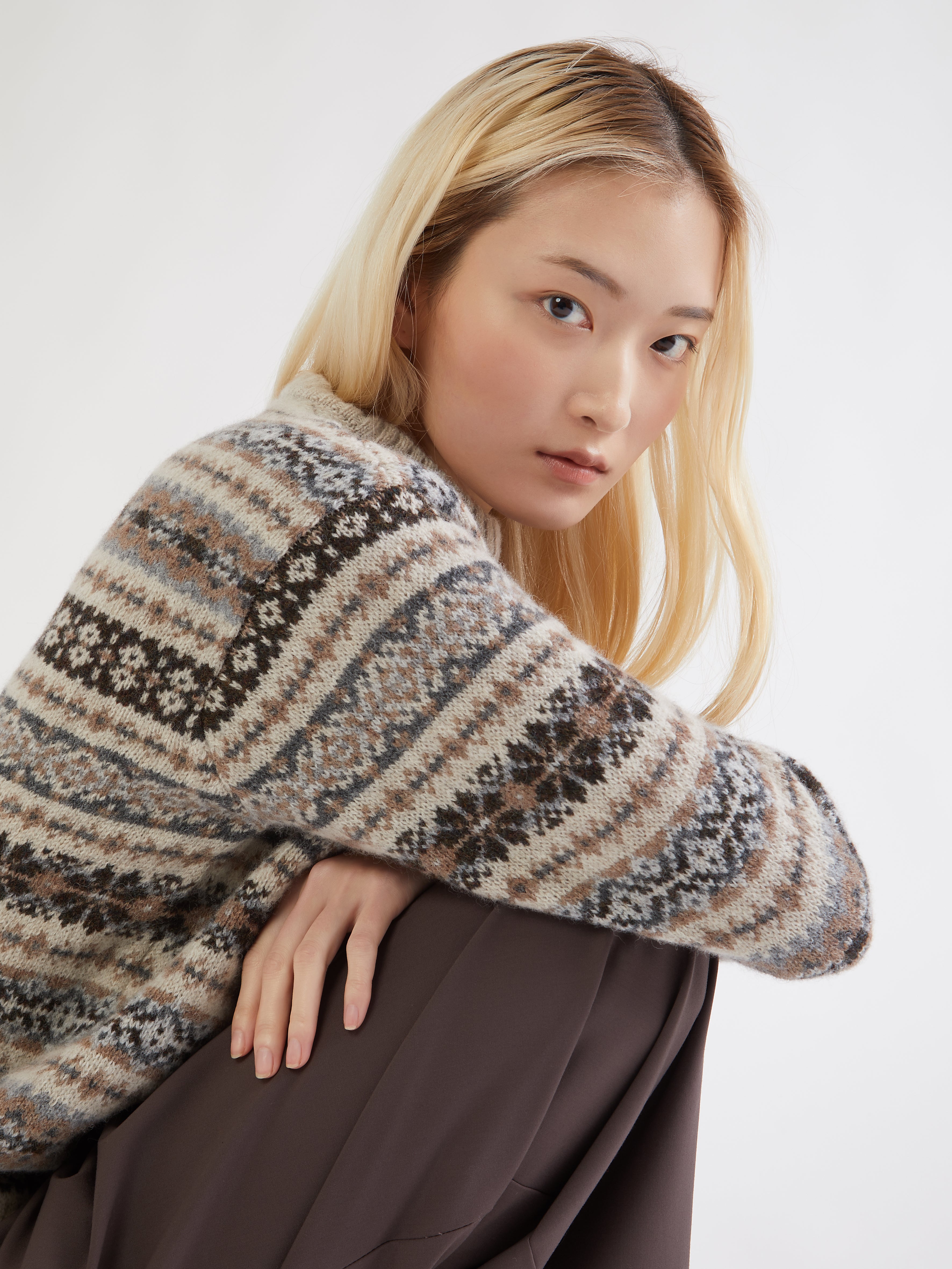 ETHICAL FASHION, CRAFTSMANSHIP, SUSTAINABLE FASHION, TRADITIONAL FASHION, ETHNIC FASHION, BOHEMIAN FASHION, MODA ETICA, MODA SOSTENIBILE, TECNICHE ARTIGIANALI, MODA TRADIZIONALE, MODA ETNICA, VESTITI BOHEMIAN, GOLF, FAIR ISLE, SCOTTISH SWEATER, 100% LANA, 100% WOOL, TRADITIONAL SWEATER, MADE IN SCOTLAND, GOLF INGLESI