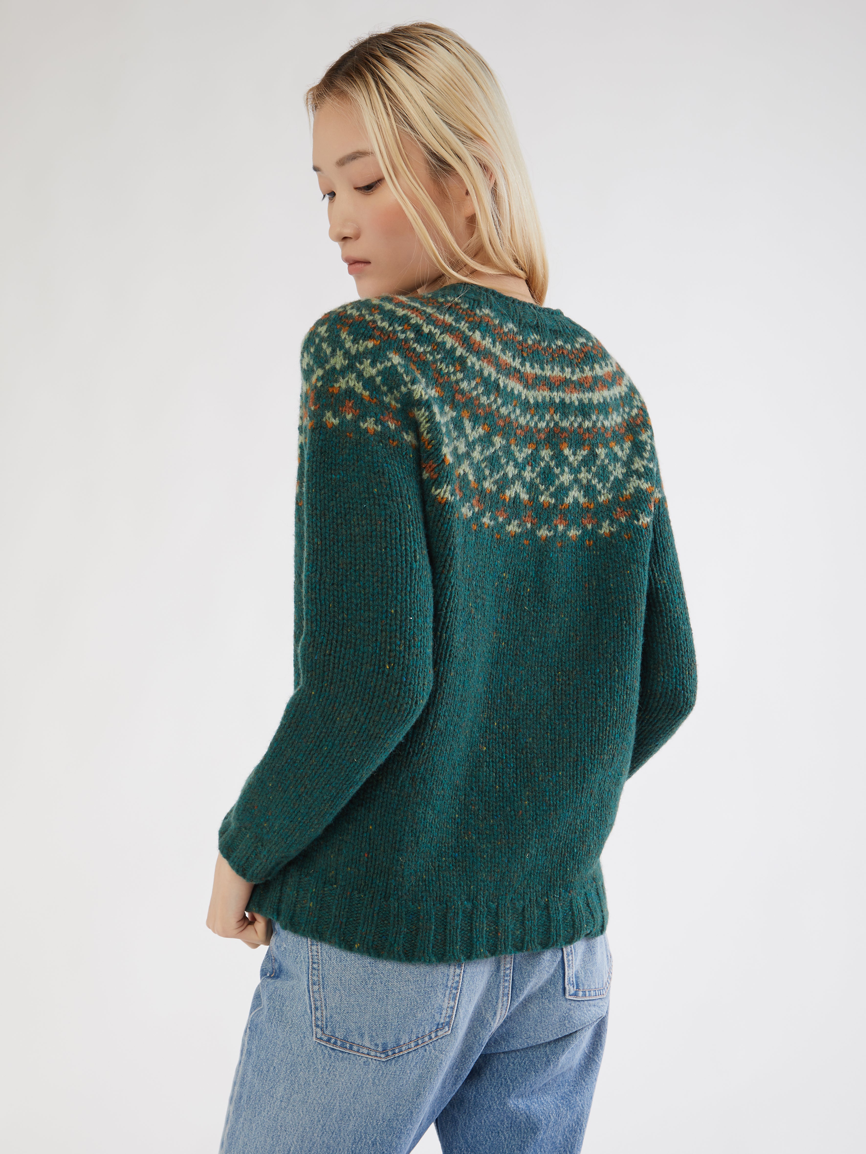 ETHICAL FASHION, CRAFTSMANSHIP, SUSTAINABLE FASHION, TRADITIONAL FASHION, ETHNIC FASHION, BOHEMIAN FASHION, MODA ETICA, MODA SOSTENIBILE, TECNICHE ARTIGIANALI, MODA TRADIZIONALE, MODA ETNICA, VESTITI BOHEMIAN, GOLF, FAIR ISLE, SCOTTISH SWEATER, 100% LANA, 100% WOOL, TRADITIONAL SWEATER, MADE IN SCOTLAND, GOLF INGLESI