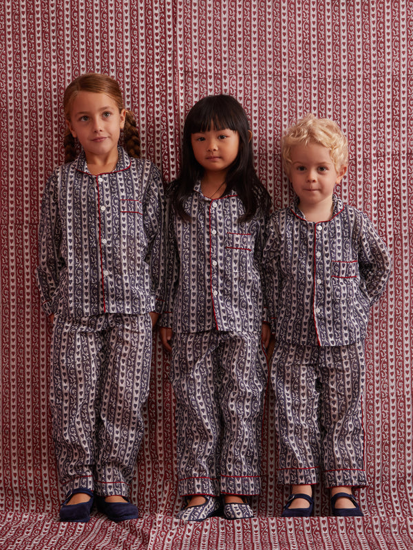 ETHICAL FASHION, CRAFTSMANSHIP, SUSTAINABLE FASHION, TRADITIONAL FASHION, ETHNIC FASHION, BOHEMIAN FASHION, MODA ETICA, MODA SOSTENIBILE, TECNICHE ARTIGIANALI, MODA TRADIZIONALE, MODA ETNICA, MADE IN INDIA, HANDMADE IN INDIA, BLOCK PRINT, PIGIAMA DI COTONE, COTTON PAJAMA, NIGHTWEAR, SLEEPWEAR, FASHION PAJAMA, ETNIC PRINTS, STAMPE INDIANE, STAMPE ETNICHE, MINI ME, MATCH WITH MUM