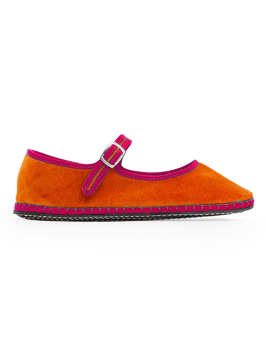 ETHICAL FASHION, CRAFTSMANSHIP, SUSTAINABLE FASHION, TRADITIONAL FASHION, ETHNIC FASHION, BOHEMIAN FASHION, TRADITONAL ACCESSORIES, HANDMADE SHOES, HANDMADE ACCESSORIES, scarpe di velluto, velluto, fatto a mano in italia, MODA ETICA,  MODA SOSTENIBILE, MODA TRADIZIONALE, MODA ETNICA, VESTITI BOHEMIAN, accessori tradizionali, scarpe fatto a mano, accessori fatti a mano, scarpe tradizionali, strap shoes, mary jane, strap friulane