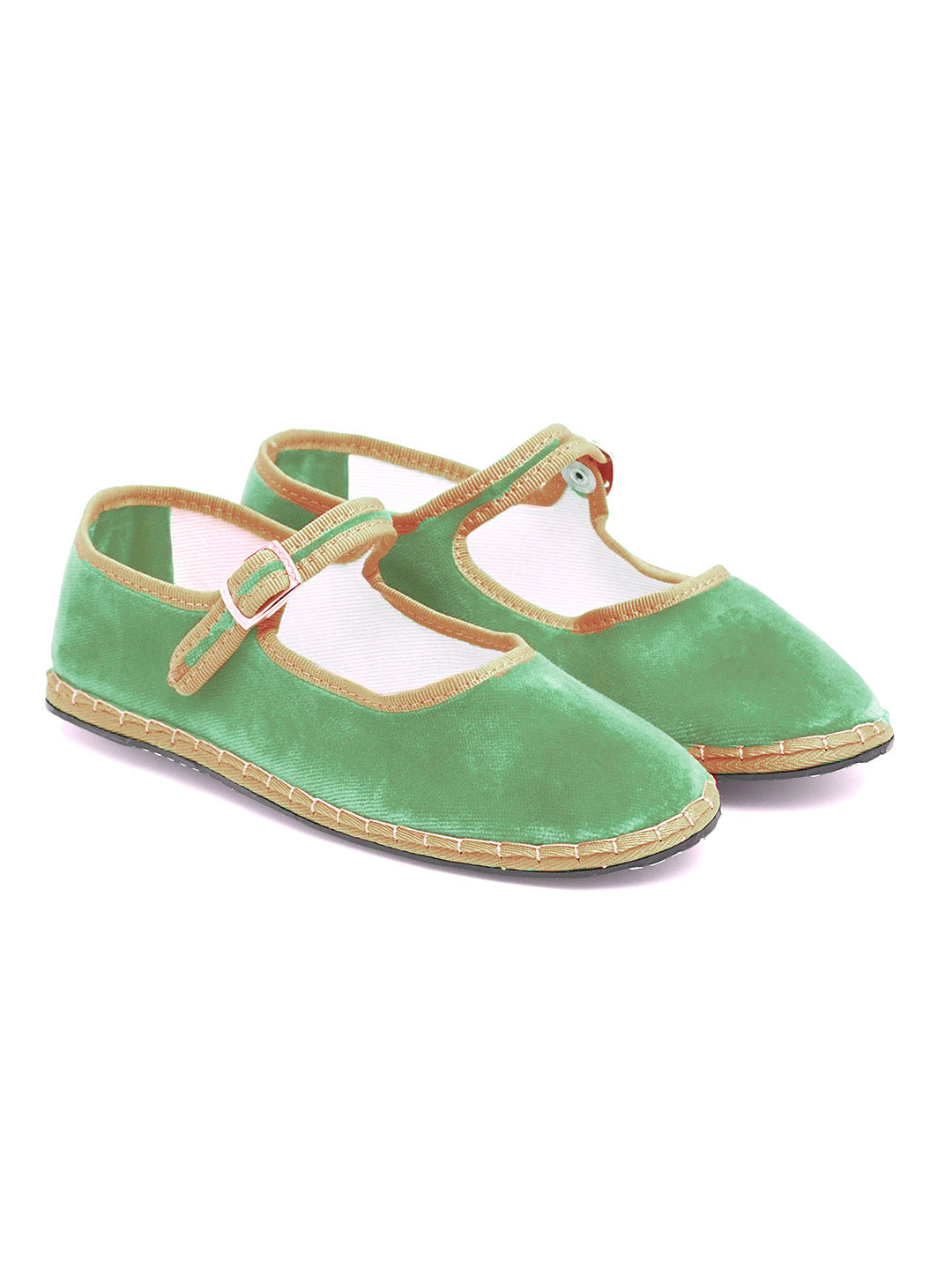 ETHICAL FASHION, CRAFTSMANSHIP, SUSTAINABLE FASHION, TRADITIONAL FASHION, ETHNIC FASHION, BOHEMIAN FASHION, TRADITONAL ACCESSORIES, HANDMADE SHOES, HANDMADE ACCESSORIES, scarpe di velluto, velluto, fatto a mano in italia, MODA ETICA,  MODA SOSTENIBILE, MODA TRADIZIONALE, MODA ETNICA, VESTITI BOHEMIAN, accessori tradizionali, scarpe fatto a mano, accessori fatti a mano, scarpe tradizionali, strap shoes, mary jane, strap friulane