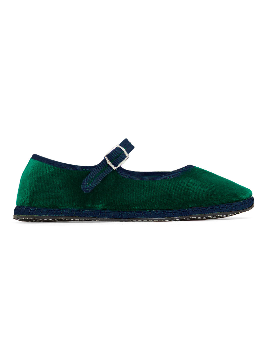 ETHICAL FASHION, CRAFTSMANSHIP, SUSTAINABLE FASHION, TRADITIONAL FASHION, ETHNIC FASHION, BOHEMIAN FASHION, TRADITONAL ACCESSORIES, HANDMADE SHOES, HANDMADE ACCESSORIES, scarpe di velluto, velluto, fatto a mano in italia, MODA ETICA,  MODA SOSTENIBILE, MODA TRADIZIONALE, MODA ETNICA, VESTITI BOHEMIAN, accessori tradizionali, scarpe fatto a mano, accessori fatti a mano, scarpe tradizionali, strap shoes, mary jane, strap friulane