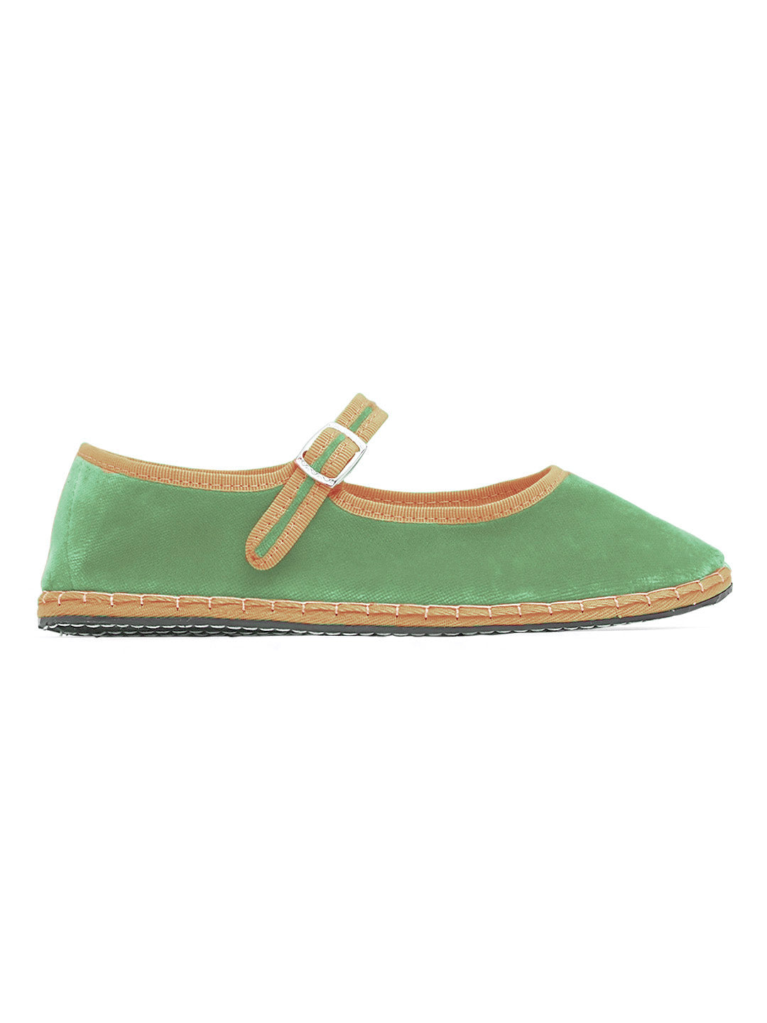 ETHICAL FASHION, CRAFTSMANSHIP, SUSTAINABLE FASHION, TRADITIONAL FASHION, ETHNIC FASHION, BOHEMIAN FASHION, TRADITONAL ACCESSORIES, HANDMADE SHOES, HANDMADE ACCESSORIES, scarpe di velluto, velluto, fatto a mano in italia, MODA ETICA,  MODA SOSTENIBILE, MODA TRADIZIONALE, MODA ETNICA, VESTITI BOHEMIAN, accessori tradizionali, scarpe fatto a mano, accessori fatti a mano, scarpe tradizionali, strap shoes, mary jane, strap friulane