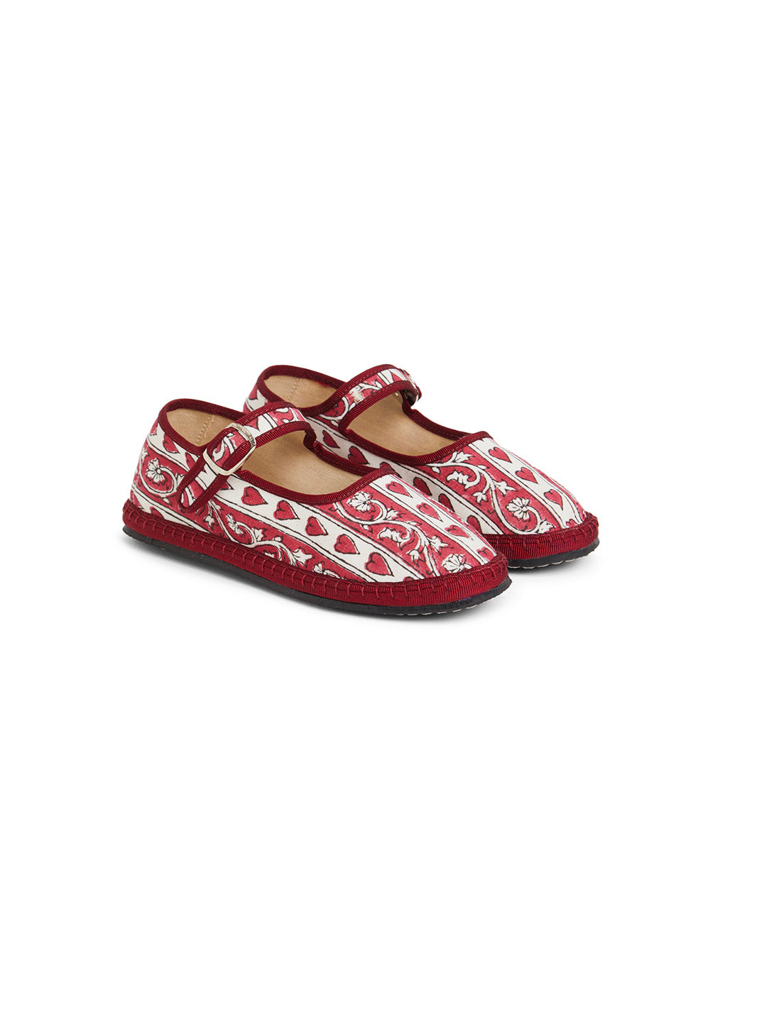 ETHICAL FASHION, CRAFTSMANSHIP, SUSTAINABLE FASHION, TRADITIONAL FASHION, TRADITIONAL ACCESSORIES, HANDMADE SHOES, HANDMADE ACCESSORIES, scarpe di velluto, velluto, fatto a mano in italia, MODA ETICA,  MODA SOSTENIBILE, MODA TRADIZIONALE, accessori tradizionali, scarpe fatto a mano, accessori fatti a mano, scarpe tradizionali, strap shoes, mary jane, strap friulane, friulane, friulane da bambino, kids friulane, kids shoes, scarpe da bambino