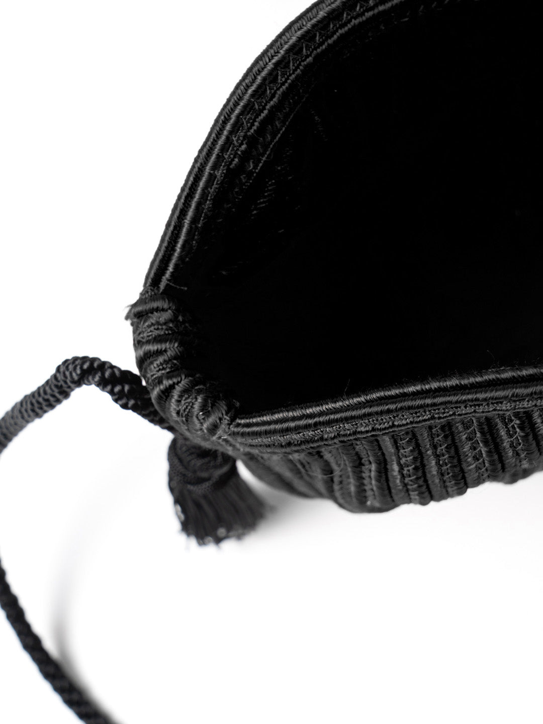 ETHICAL FASHION, CRAFTSMANSHIP, SUSTAINABLE FASHION, TRADITIONAL FASHION, ETNIC FASHION, BOHEMIAN FASHION, MODA ETICA, MODA SOSTENIBILE, TECNICHE ARTIGIANALI, MODA TRADIZIONALE, MODA ETNICA, VESTITI BOHEMIAN, BORSE DA SERA, EVENING BAG, MADE IN MOROCCO, HANDMADE BAG, INTRECCIATA A MANO, HAND WAVED, borsa da sera, borsa a tracolla, cross body bag, borsa quadrata, carre bag, borsa in seta, silk bag, borsa fatta a mano, handmade bag