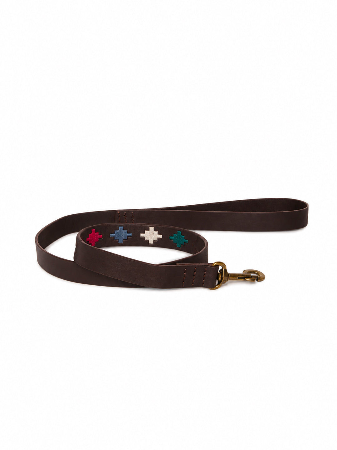 A dark brown leather dog leash with a brass-colored metal snap hook and a decorative band featuring colorful embroidered geometric shapes, shown on a plain white background. ETHICAL FASHION, CRAFTSMANSHIP, SUSTAINABLE FASHION, TRADITIONAL FASHION, ETHNIC FASHION, BOHEMIAN FASHION, MODA ETICA, MODA SOSTENIBILE, TECNICHE ARTIGIANALI, MODA TRADIZIONALE, MODA ETNICA, VESTITI BOHEMIAN, COLORFUL BELT, CINTURE COLORATE, CINTURA RICAMATA A MANO, HANDEMBROIDERED BELT, POLO BELT, CINTURE DA POLO, CINTURA DI PELLE, CI