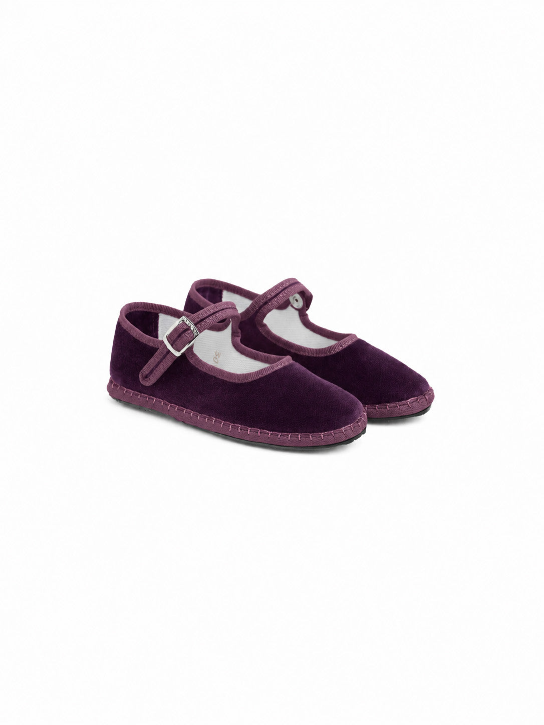 ETHICAL FASHION, CRAFTSMANSHIP, SUSTAINABLE FASHION, TRADITIONAL FASHION, TRADITIONAL ACCESSORIES, HANDMADE SHOES, HANDMADE ACCESSORIES, scarpe di velluto, velluto, fatto a mano in italia, MODA ETICA,  MODA SOSTENIBILE, MODA TRADIZIONALE, accessori tradizionali, scarpe fatto a mano, accessori fatti a mano, scarpe tradizionali, strap shoes, mary jane, strap friulane, friulane, friulane da bambino, kids friulane, kids shoes, scarpe da bambino